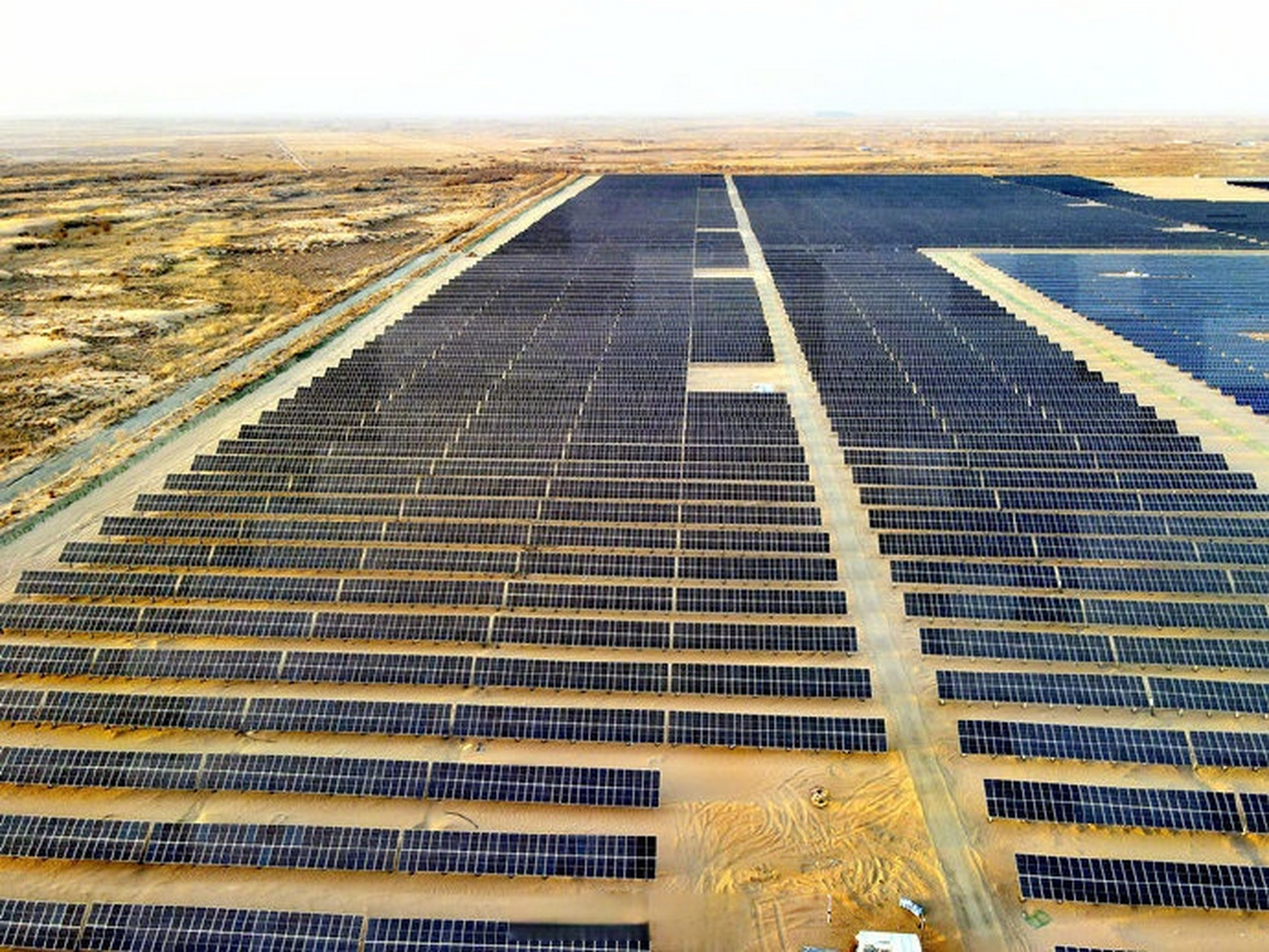 國(guó)能韓城100MW復(fù)合光伏發(fā)電項(xiàng)目